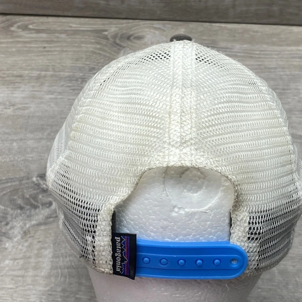 Patagonia Hat Trucker Fitz Roy Buffalo Mens OSFA Gray White Cotton Mesh Snapback